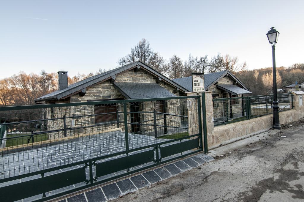 Casa Rural "La Noria" El Puente  ภายนอก รูปภาพ
